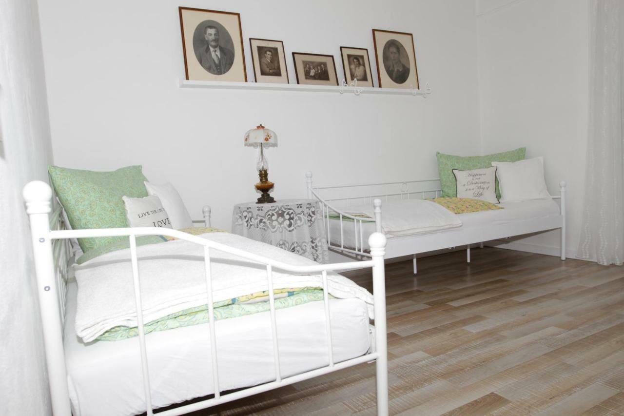 Gutshof Bartl 1 Apartment Klagenfurt am Woerthersee Ngoại thất bức ảnh