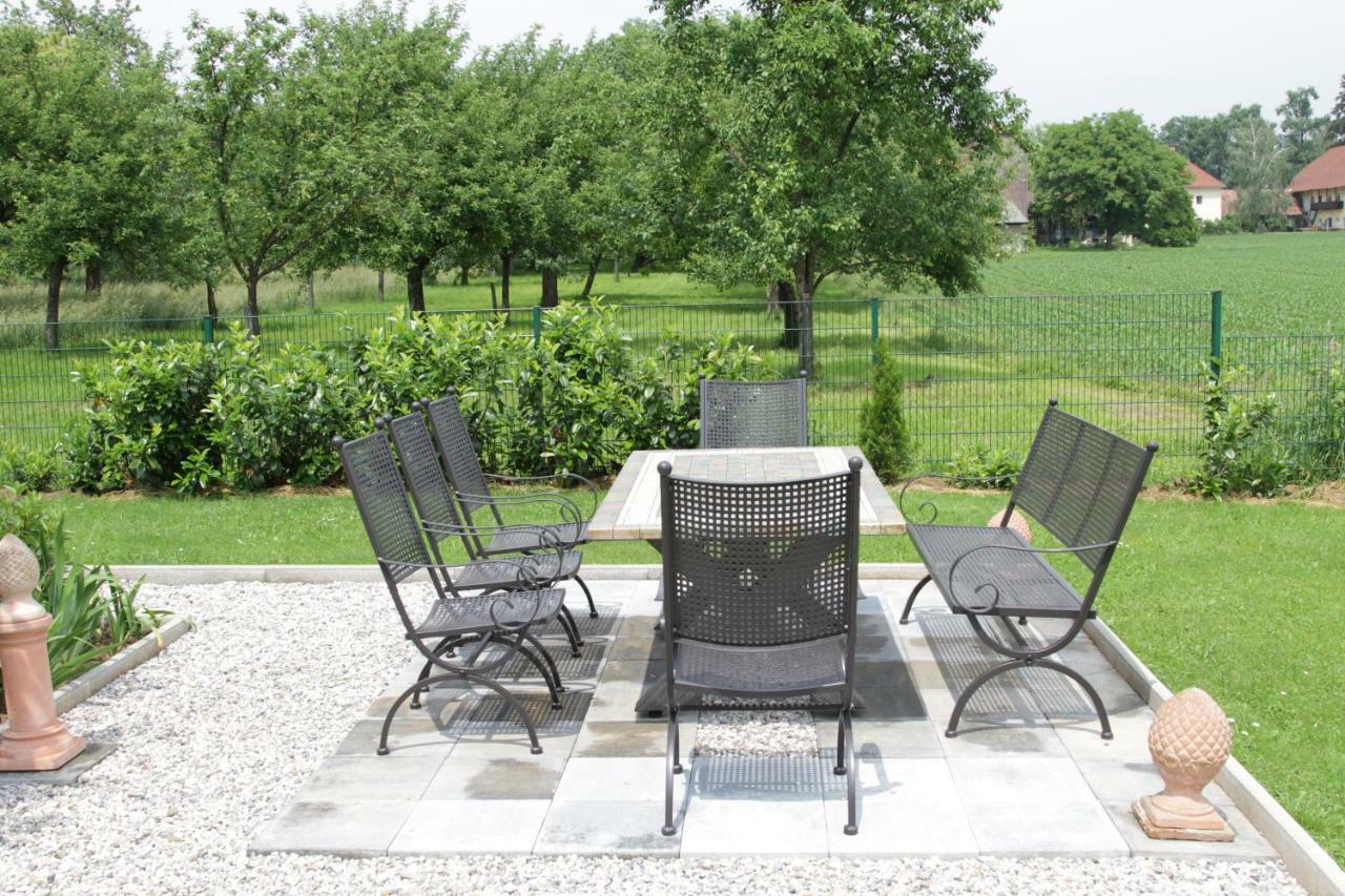 Gutshof Bartl 1 Apartment Klagenfurt am Woerthersee Ngoại thất bức ảnh